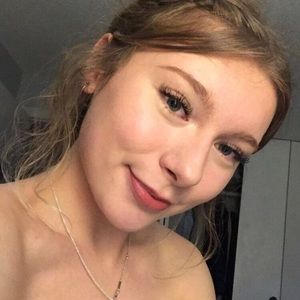 Meet your Posher, Janel